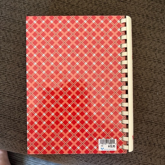 Cooking with Mickey Gourmet Cookbook Volume II - Picture 2 of 3